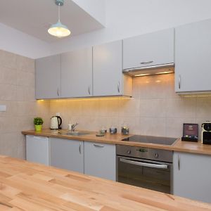 Appartement met Twee Kamers